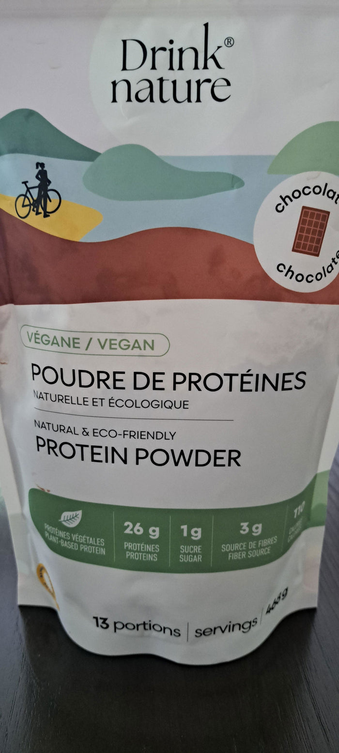 Photo de Yogi : son sac de poudre de protéines au chocolat végane